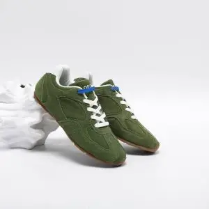 Women's Retro Platform Sneakers Cute Running Shoes Thick Sole Casual Walking Shoes Breathable ClassicTrainers Shoes